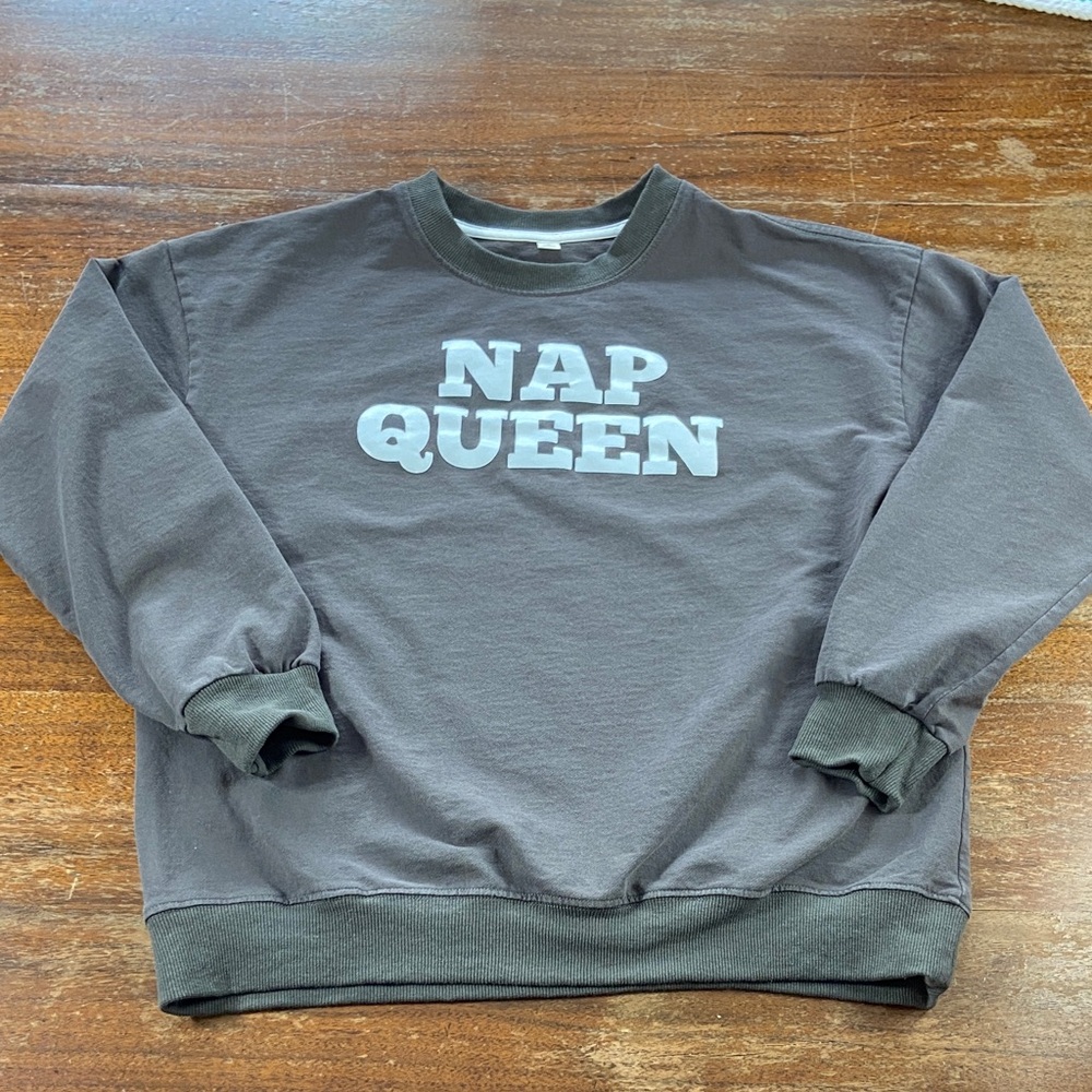 3/$12 Nap Queen Womens Crewneck Sweater Sweatshirt Dark Gray Medium M Humor